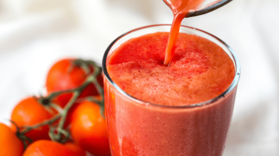 How to make tomato juice with a blender